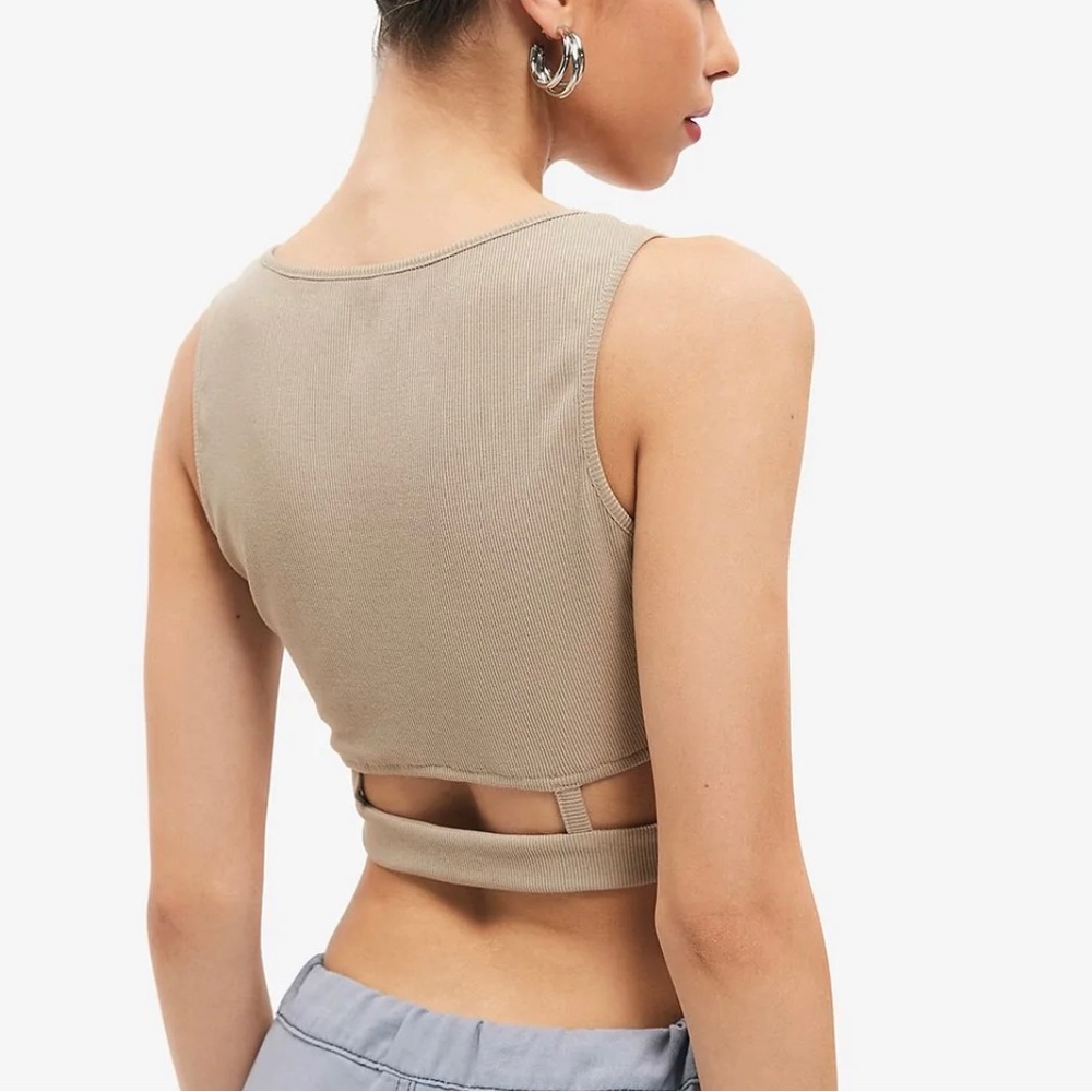 Solado Ribbed Cut Out Sleeveless Tank Top - Picture 2 of 6